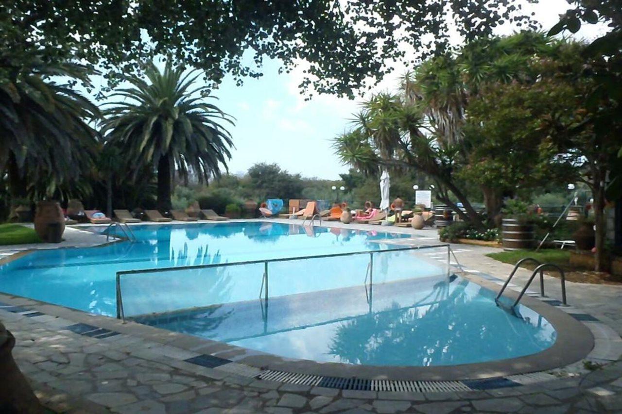 Spiti Nikos Aparthotel Danilia Exteriör bild
