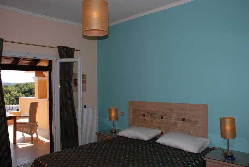 Spiti Nikos Aparthotel Danilia Exteriör bild