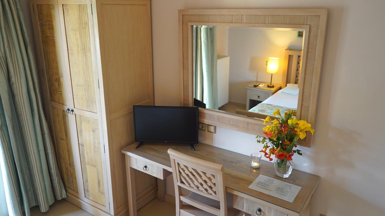 Spiti Nikos Aparthotel Danilia Exteriör bild