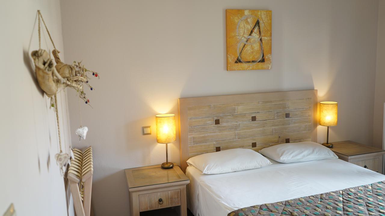 Spiti Nikos Aparthotel Danilia Exteriör bild